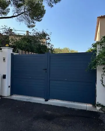 Дом отдыха Studio Proche Des Plages Avec Jacuzzi